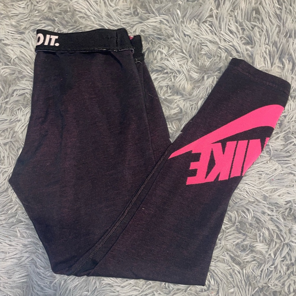 NIKE black & pink leggings